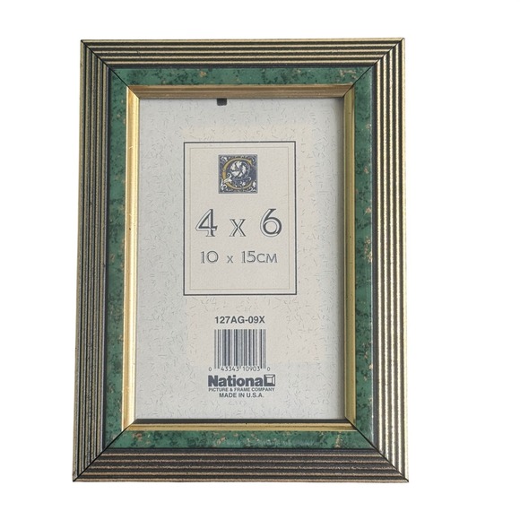 National Picture & Frame Company Other - National Picture & Frame Co Green Marble Gold Ribbed 4x6 Photo Frame